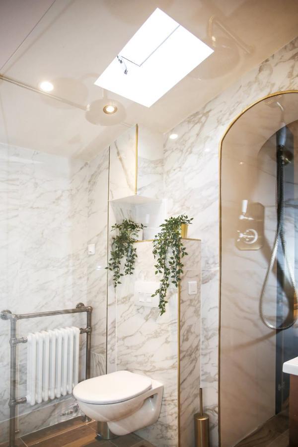 Appartement Moderne Confort Proche Montmartre - 4P París Exterior foto